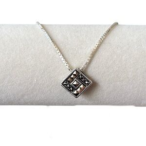 Marcasite Pendant on Sterling Silver Box‎ Chain Necklace 16” NWT